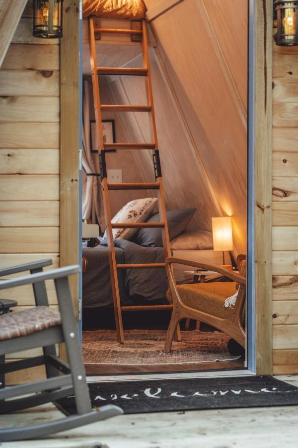 Blue Brambler Glamping A-Frame Apartment Rockbridge Exterior photo